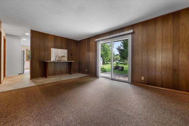 W235N6442 Outer Circle DRIVE, Sussex, WI 53089