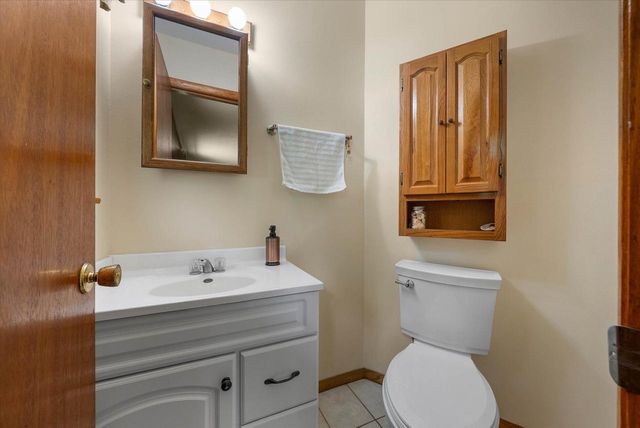 W235N6442 Outer Circle DRIVE, Sussex, WI 53089