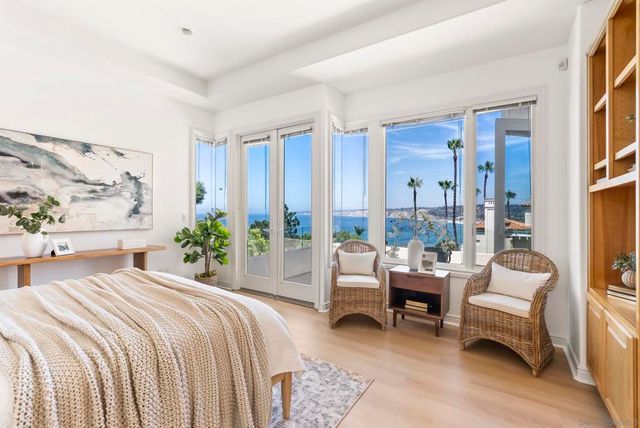 7802 Prospect Place, La Jolla, CA 92037