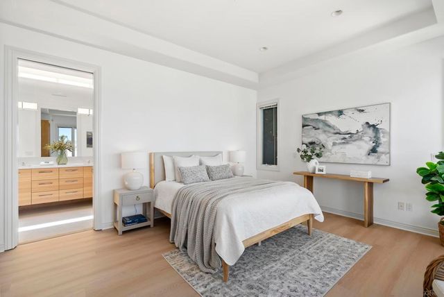 7802 Prospect Place, La Jolla, CA 92037