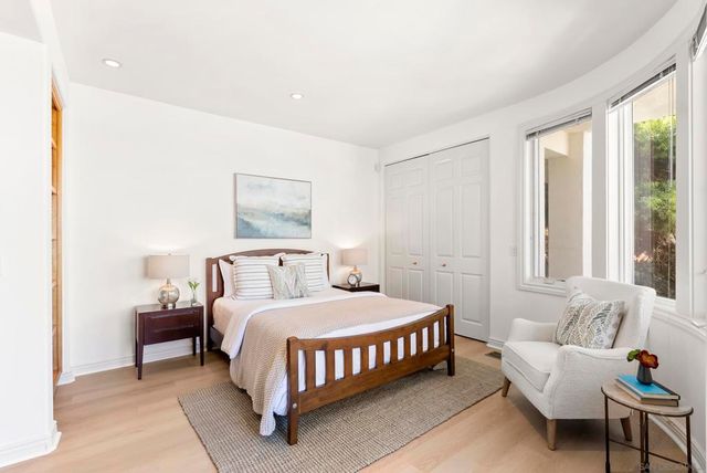 7802 Prospect Place, La Jolla, CA 92037