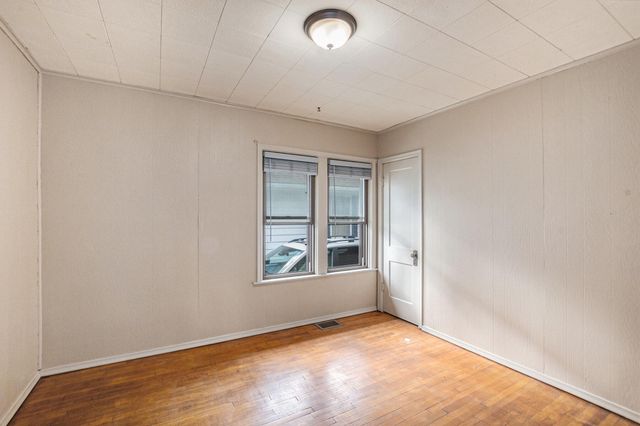 1346 Eureka Street, Lansing, MI 48912