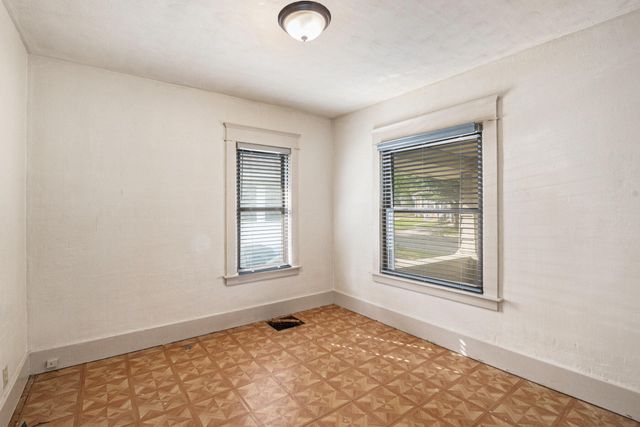 1346 Eureka Street, Lansing, MI 48912