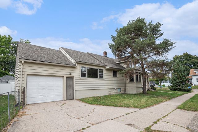 1346 Eureka Street, Lansing, MI 48912