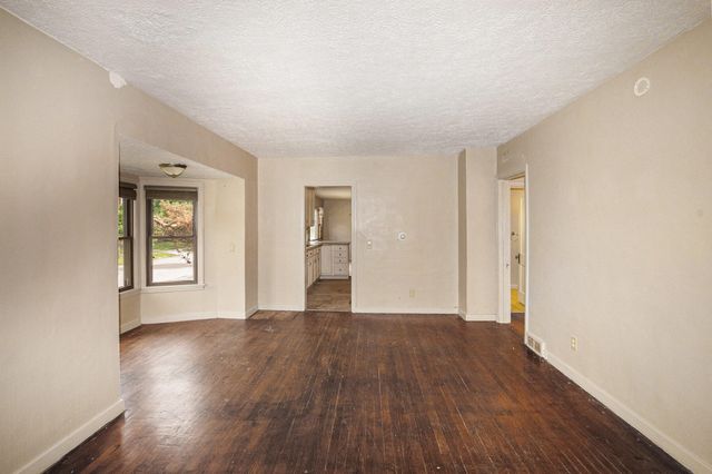 1346 Eureka Street, Lansing, MI 48912