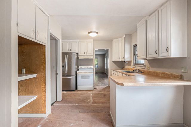 1346 Eureka Street, Lansing, MI 48912