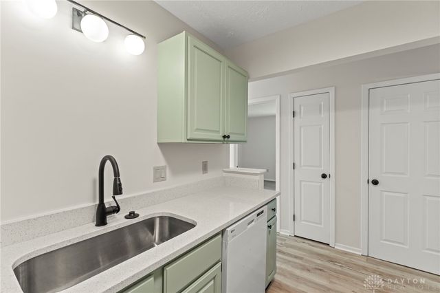 971 Pine Needles Drive, Washington Twp, OH 45458