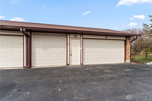 971 Pine Needles Drive, Washington Twp, OH 45458