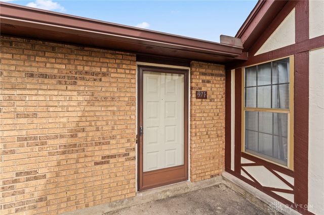 971 Pine Needles Drive, Washington Twp, OH 45458