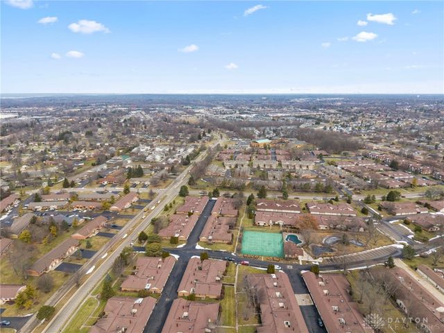 971 Pine Needles Drive, Washington Twp, OH 45458