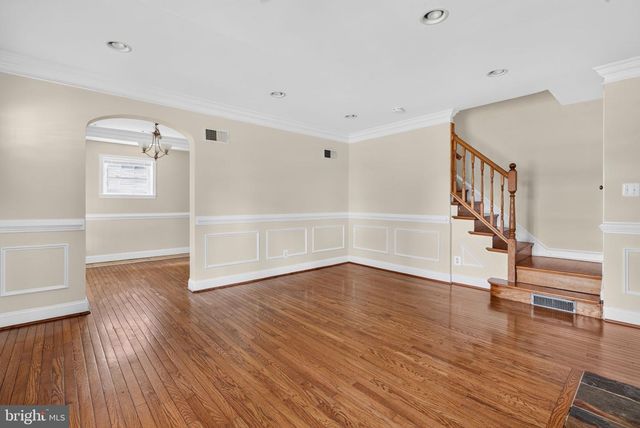 4705 22ND ST N, Arlington, VA 22207
