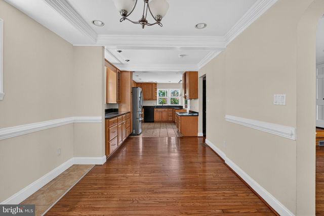 4705 22ND ST N, Arlington, VA 22207