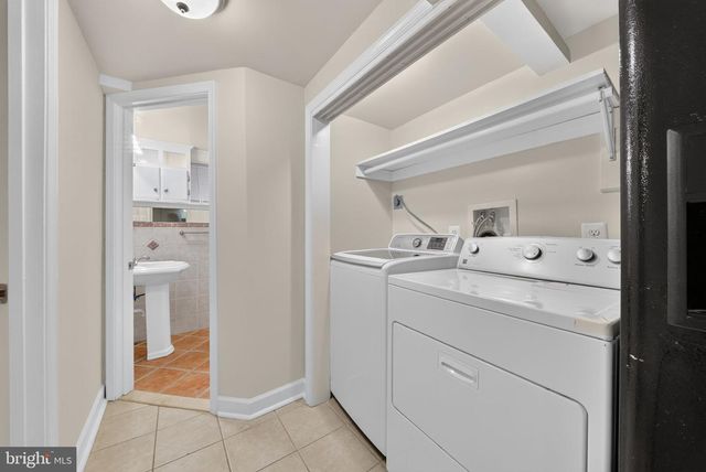 4705 22ND ST N, Arlington, VA 22207