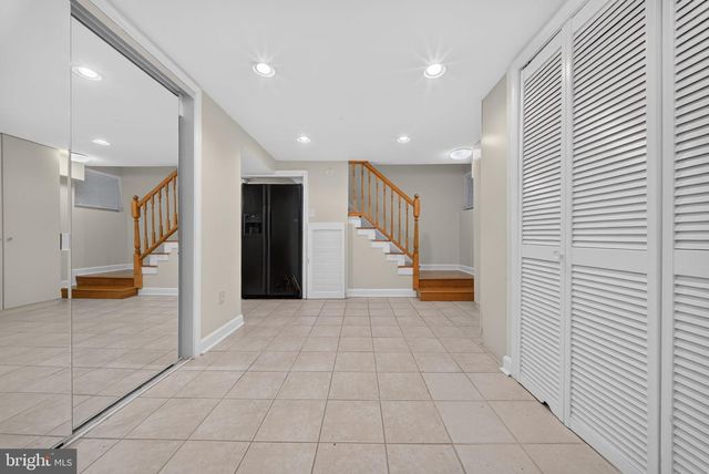 4705 22ND ST N, Arlington, VA 22207
