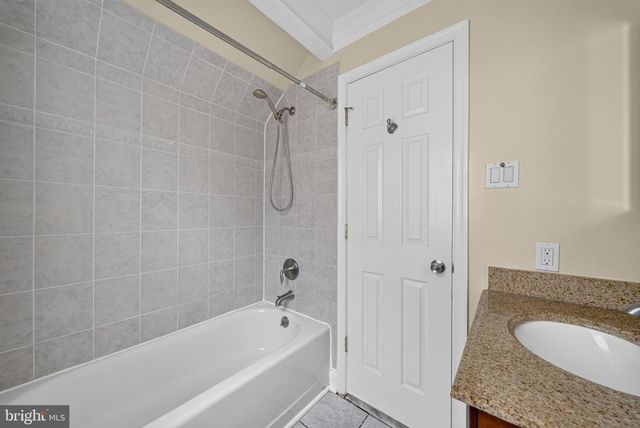 4705 22ND ST N, Arlington, VA 22207
