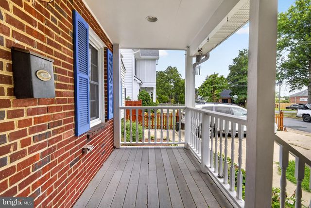 4705 22ND ST N, Arlington, VA 22207