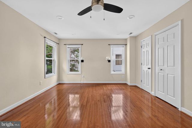 4705 22ND ST N, Arlington, VA 22207
