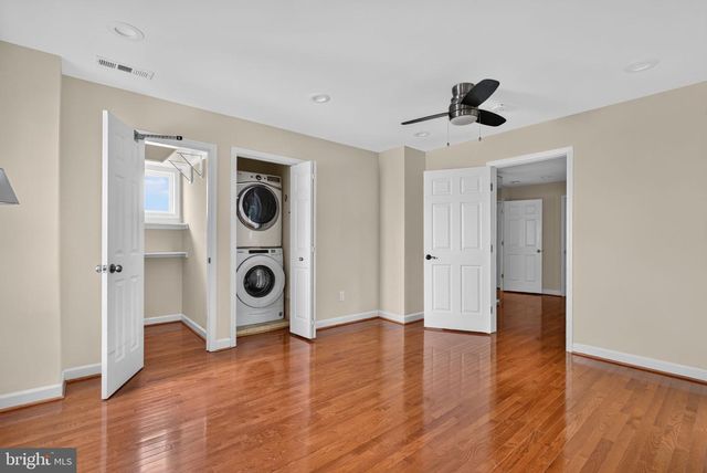 4705 22ND ST N, Arlington, VA 22207