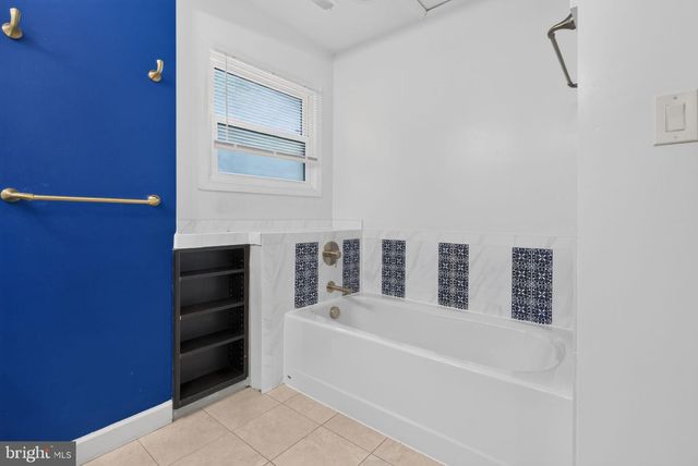 4705 22ND ST N, Arlington, VA 22207