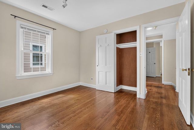 4705 22ND ST N, Arlington, VA 22207
