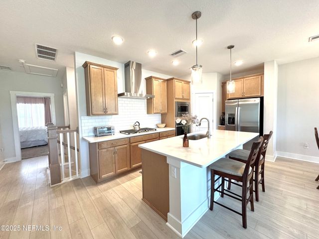 9860 ELEMENT Road, Jacksonville, FL 32256