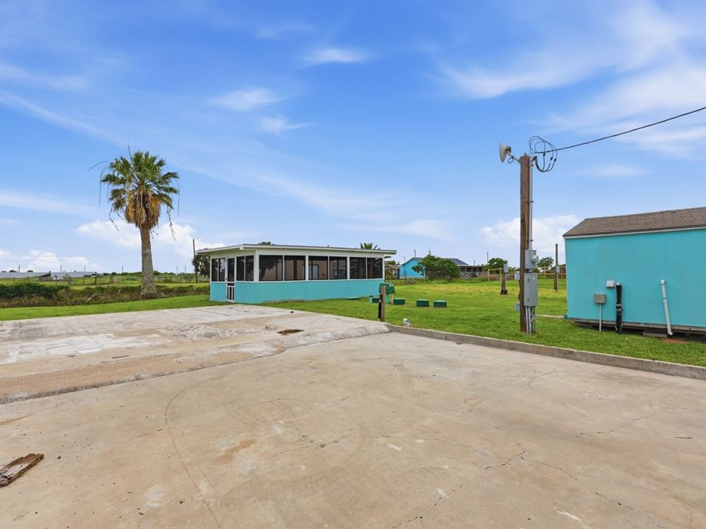 217 W Pompano, Rockport, TX 78382 — photo 5