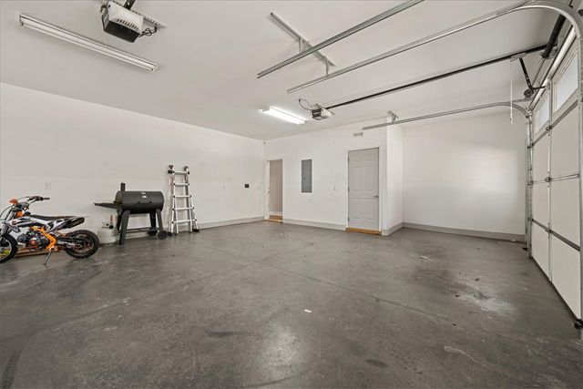 212 Winding Lane, Seneca, SC 29672