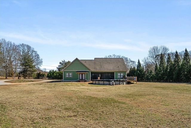 212 Winding Lane, Seneca, SC 29672