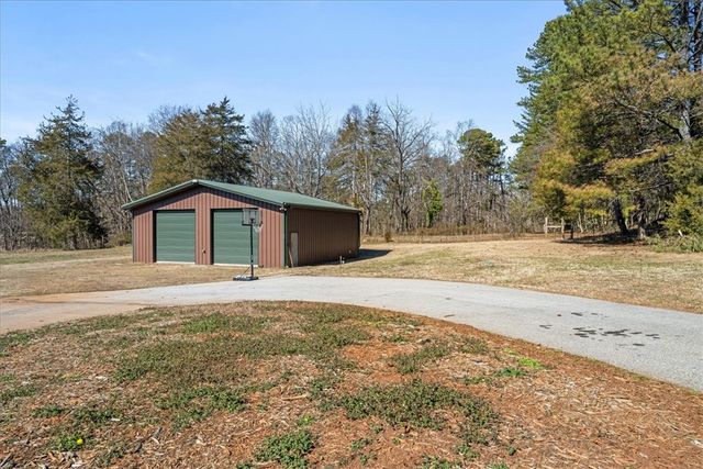 212 Winding Lane, Seneca, SC 29672