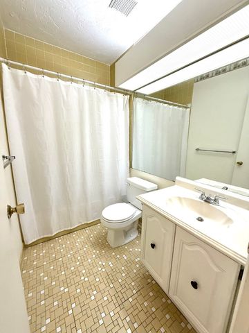 34 South Street 302, Quincy, MA 02169