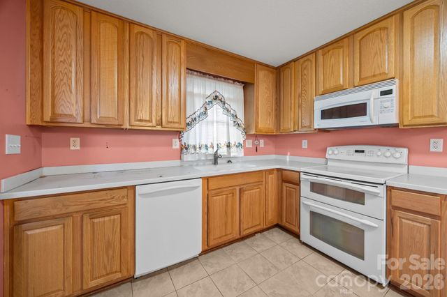 400 Sharview Circle, Charlotte, NC 28217