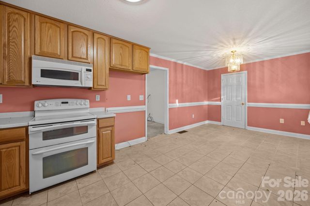 400 Sharview Circle, Charlotte, NC 28217