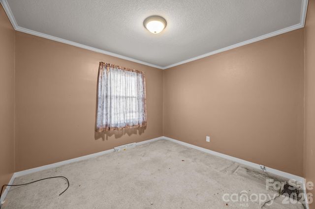 400 Sharview Circle, Charlotte, NC 28217