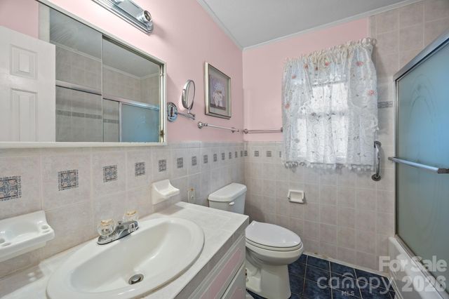 400 Sharview Circle, Charlotte, NC 28217