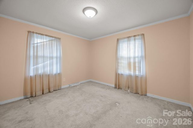 400 Sharview Circle, Charlotte, NC 28217