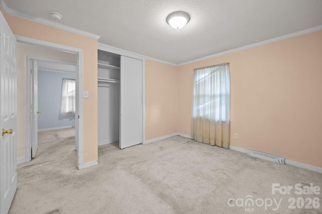 400 Sharview Circle, Charlotte, NC 28217