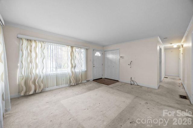 400 Sharview Circle, Charlotte, NC 28217