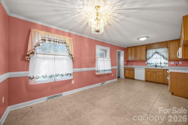 400 Sharview Circle, Charlotte, NC 28217