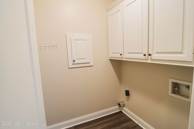 441 Silver Drive, Pearl, MS 39208