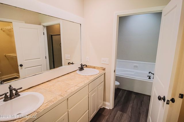 441 Silver Drive, Pearl, MS 39208