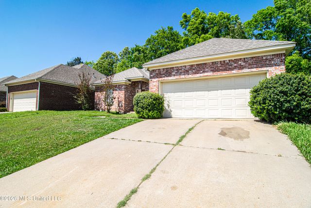 441 Silver Drive, Pearl, MS 39208