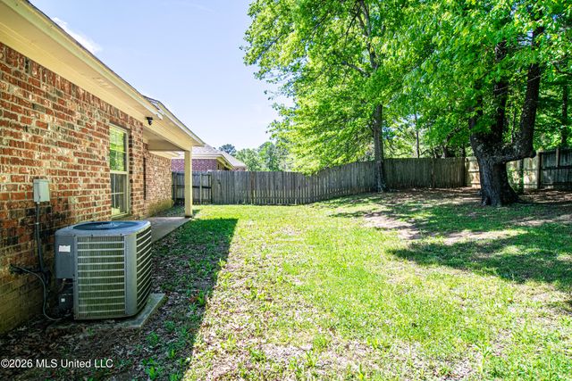 441 Silver Drive, Pearl, MS 39208