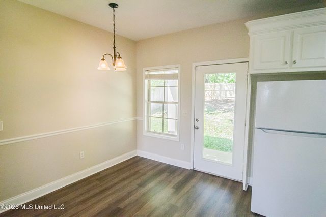 441 Silver Drive, Pearl, MS 39208
