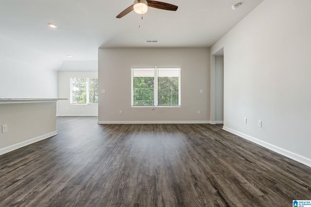 327 AMBER AVENUE, Calera, AL 35040