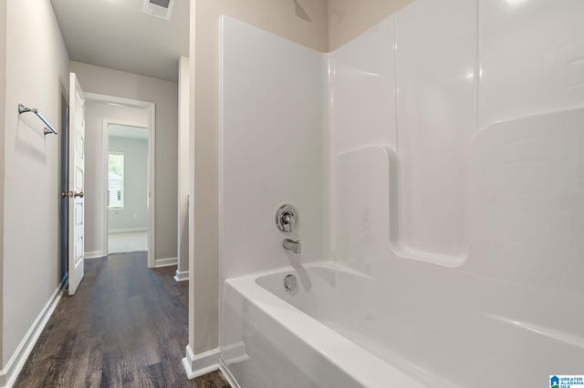 327 AMBER AVENUE, Calera, AL 35040