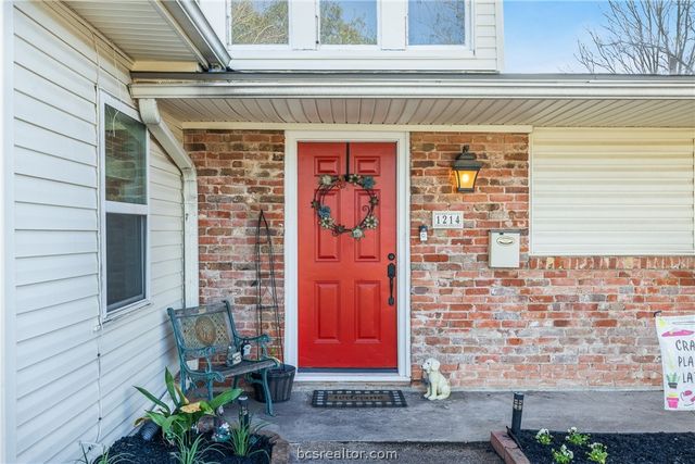 1214 Munson Avenue, College Station, TX 77840