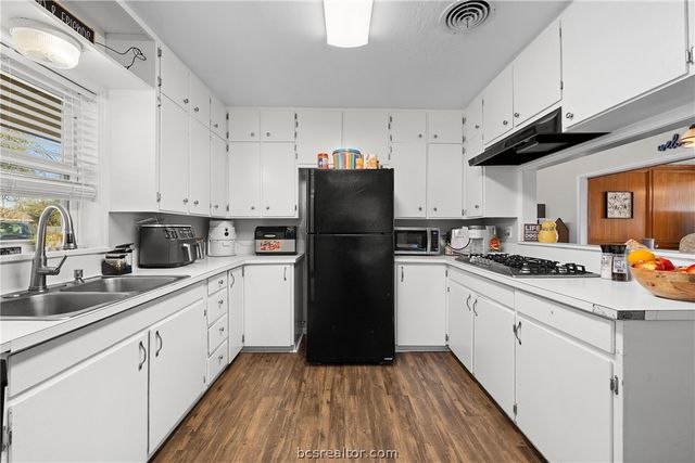 1214 Munson Avenue, College Station, TX 77840