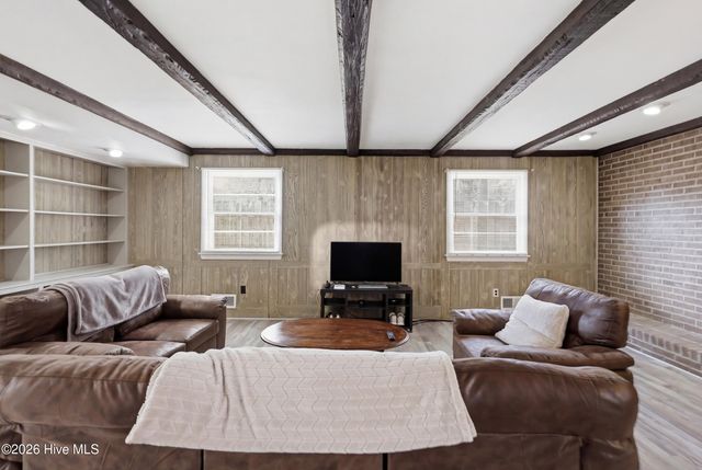 503 Sterlingworth Street, Windsor, NC 27983