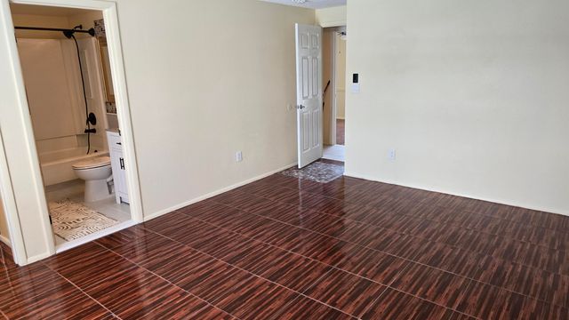 118 CAMBRIDGE Lane, Royal Palm Beach, FL 33411