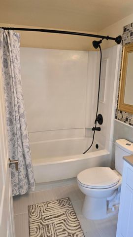 118 CAMBRIDGE Lane, Royal Palm Beach, FL 33411